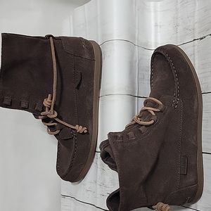 Sperry boots